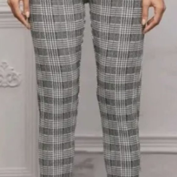 NEW! SHEIN Clasi Plaid Print Cropped Leggings - Picture 5 of 5